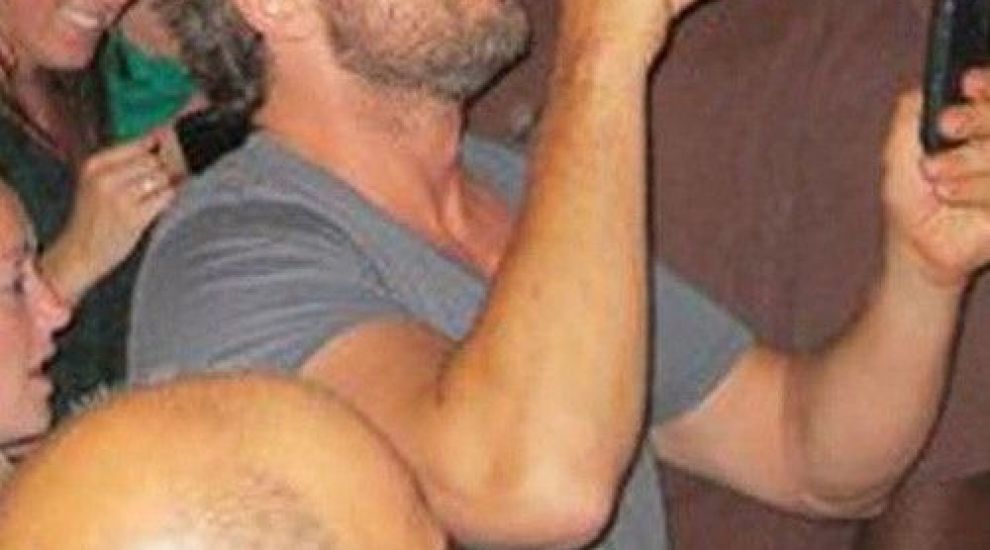 Gerard Butler si Demi Moore, impreuna la karaoke FOTO!