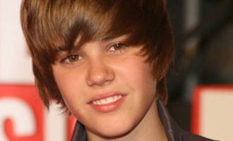 Justin Bieber isi scrie memoriile! Nu-i prea tanar pentru asta?