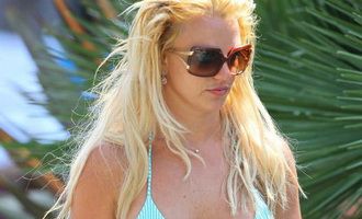 Britney Spears vrea sa se lase de fumat!