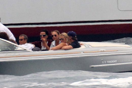 Leonardo DiCaprio si Bar Refaeli, iubire sub soarele Mediteranei