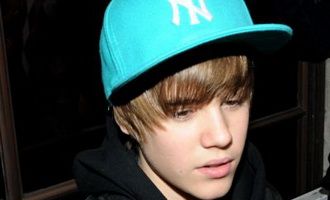 Justin Bieber, bolnav, si-a amanat un concert de la New York! Bonus: AUDIO PREMIERA!