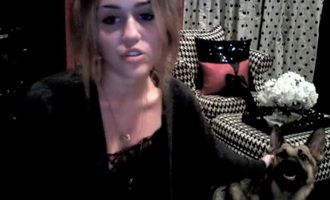 Miley Cyrus: “Nu sunt logodita!" VIDEO