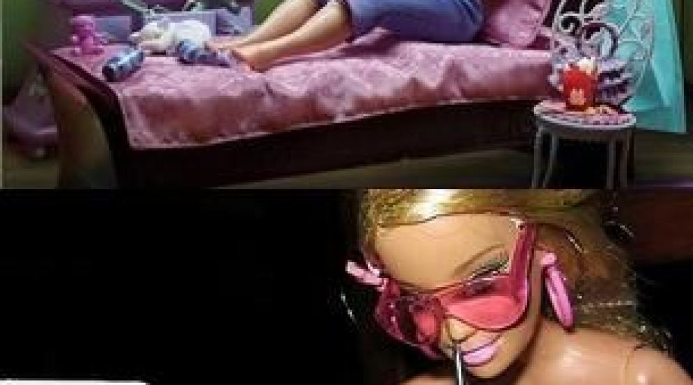 
	50 Cele mai indecente papusi Barbie! SUPER GALERIE FOTO
