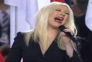 
	Christina Aguilera va canta din nou imnul Statelor Unite! Va mai uita versurile? VIDEO
