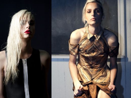 
	Andrej Pejic, modelul androgin, dat cu ruj rosu la prima lui sedinta foto pentru coperta unei reviste! FOTO
