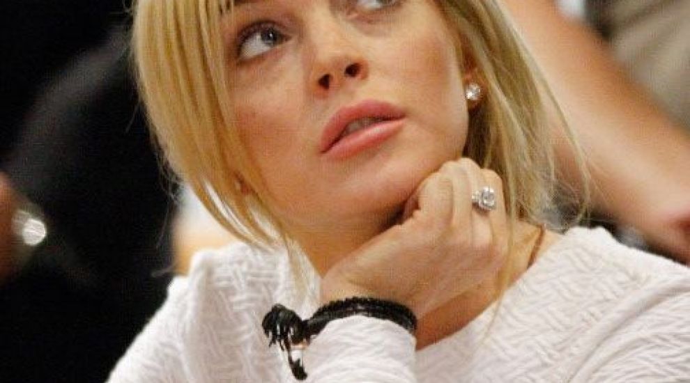 
	Lindsay Lohan, pusa oficial sub acuzare pentru furtul unui colier! Actrita a pledat &quot;nevinovat&quot;!
