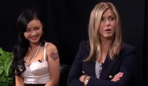 
	Rabdarea lui Jennifer Aniston, pusa la incercare de Tila Tequila si de un moderator pus pe sotii! VIDEO
