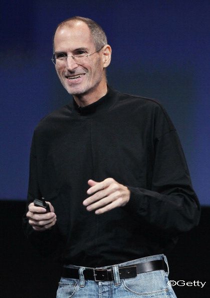 
	Steve Jobs se trateaza la aceeasi clinica unde a fost internat Patrick Swayze! Unii spun ca mai are doar sase saptamani de trait
