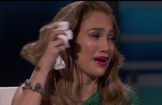 
	Jennifer Lopez a izbucnit in lacrimi dupa ce a eliminat din &quot;American Idol&quot; pe unul dintre concurentii ei preferati! VIDEO
