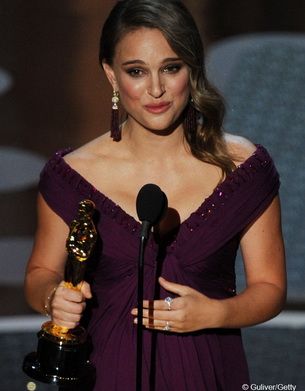 
	<span style="color: rgb(255, 0, 0);">Oscar 2011</span>: Vezi cine sunt castigatorii!&nbsp; Natalie Portman este cea mai buna actrita!
