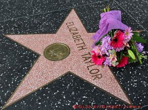 
	Elizabeth Taylor &quot;a intarziat&quot; la propriile funerarii!
