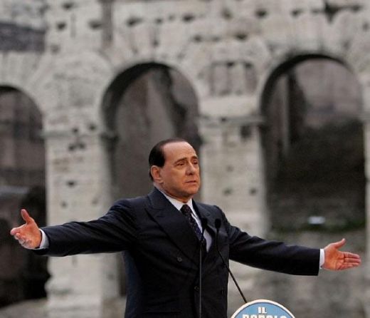 
	INCREDIBIL! Colosseum, privatizat de Berlusconi!
