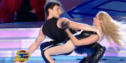 
	Emilia Popescu: &quot;Roxana i-a tinut piept lui Stefan!&quot; VIDEO
