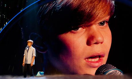 
	Simon Cowell acuzat de aranjarea rezultatelor finale la &quot;Britain&rsquo;s Got Talent&quot;! Favoritul sau este Ronan Parke!
