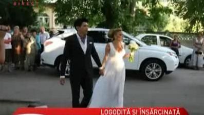 
	Elena Gheorghe e insarcinata in cinci luni - VIDEO
