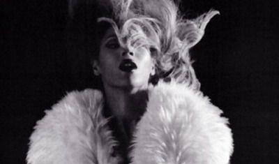 Beyonce a pozat intr-un pictorial senzational pentru Vogue Italia! FOTO + VIDEO