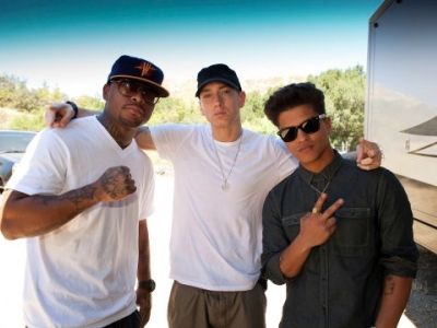 
	VIDEO / Super colaborare! Vezi noul clip Eminem si Bruno Mars!
