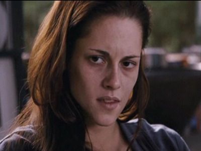 
	Kristen Stewart, in pragul mortii in ultimul trailer pentru Twilight Breaking Dawn! Imaginile cu care si-a impresionat fanii
