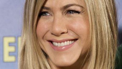 
	Cu cine era prietena Jennifer Aniston in liceu. N-o sa ghicesti niciodata!
