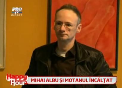 
	VIDEO. Uite cum reactioneaza&nbsp;designerul Mihai Albu cand o clienta ii cere bani cu imprumut, din senin:
