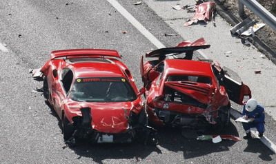 
	Accident in lant in Japonia, numai cu masini de lux. <span style="color:#f00;">Care a fost costul impactului:VIDEO</span>
