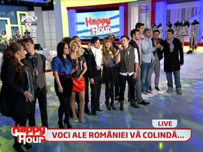 
	Concurentii care au iesit din competitia Vocea Romaniei au venit cu colindul la Happy Hour! Vezi cum au cantat acestia
