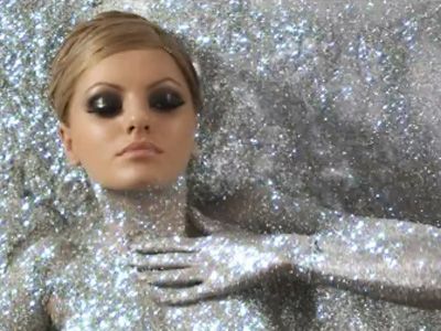 
	VIDEO. Alexandra Stan,<span style="color: rgb(255, 0, 0);"> &quot;imbracata&quot; doar in diamante </span>in noul ei clip. Vezi aici &quot;1.000.000&quot;
