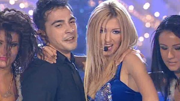 
	12 ani mai tarziu. Andreea Balan canta si danseaza pe hitul din anul 2000: &quot;Mosule ce tanar esti&quot;
