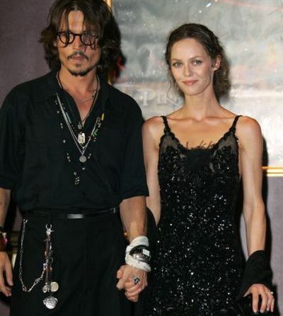 
	Johnny Depp si Vanessa Paradis se despart dupa 14 ani. Final trist pentru cuplul care a trait ascuns de Hollywood
