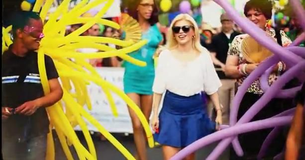 
	Imnul diversitatii, cantat de Loredana la GayPride, are si videoclip: &quot;Zilele urii si ignorantei sunt numarate!&quot;
