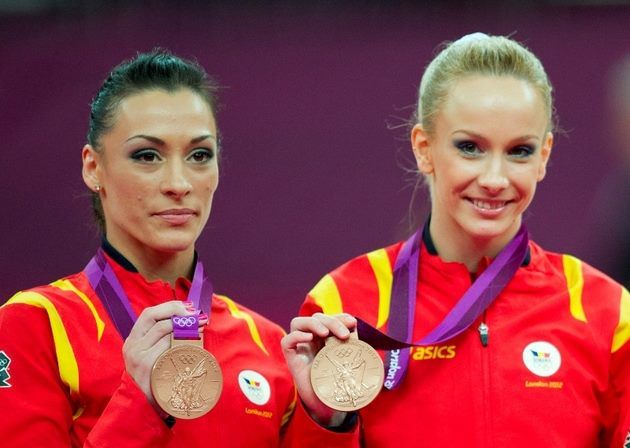 
	Sandra Izbasa si Catalina Ponor, asa cum rar le vezi. Relaxate, in afara salii de gimnastica. 16 POZE de colectie
