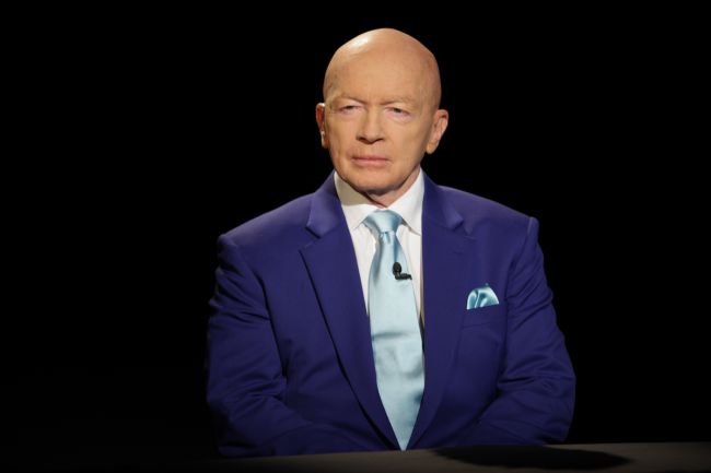 
	<span style="color: rgb(255, 0, 0);">Duminica, la &quot;Dupa 20 de ani&quot;, </span>Mark Mobius, investitor de talie globala, vorbeste despre privatizarea de &quot;succes&quot; Oltchim
