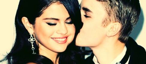 
	Selena Gomez, de nerecunoscut. Cum arata iubita lui Justin Bieber fara machiaj: FOTO
