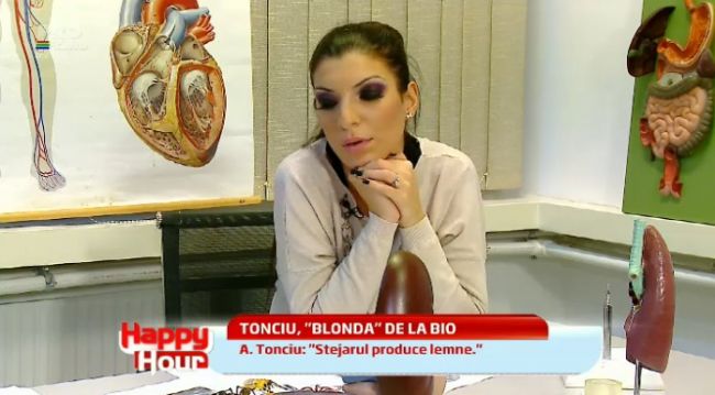 
	Din intelepciunea Andreei Tonciu: &quot;Delfinul este o PASARE&quot; si alte cugetari nepretuite
