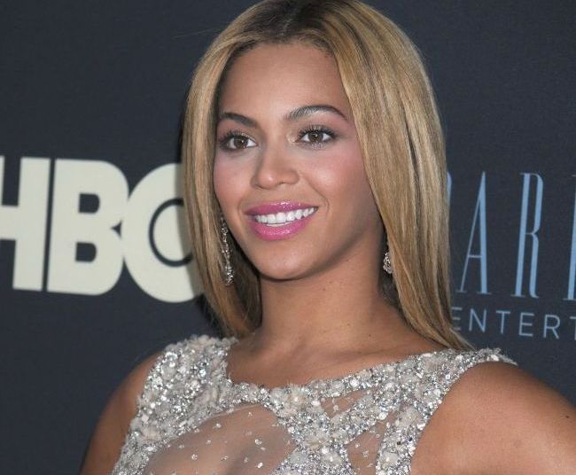 
	Acum este o diva admirata si invidiata, dar te-ai intrebat vreodata cum arata Beyonce cand s-a lansat in muzica? Vezi o imagine cu ea la inceputul carierei
