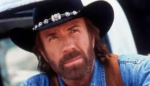 
	Chuck Norris a implinit 73 de ani. Cum arata la 20 de ani de la rolul din &quot;Walker, politist texan&quot;: FOTO
