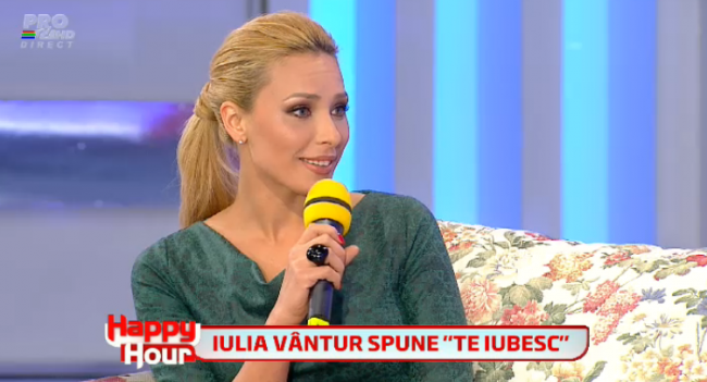 
	Cui ii spune Iulia Vantur &quot;Te iubesc&quot;. Ce i-a transmis lui Marius Moga, in direct la TV
