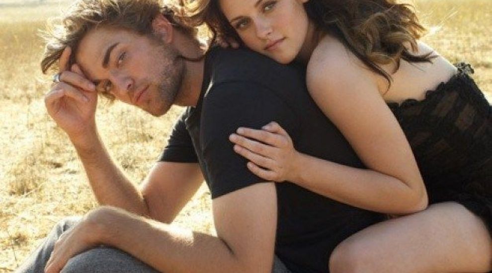 
	Kristen Stewart si Robert Pattinson, din nou impreuna? Fotografia care a luat fanii prin surprindere
