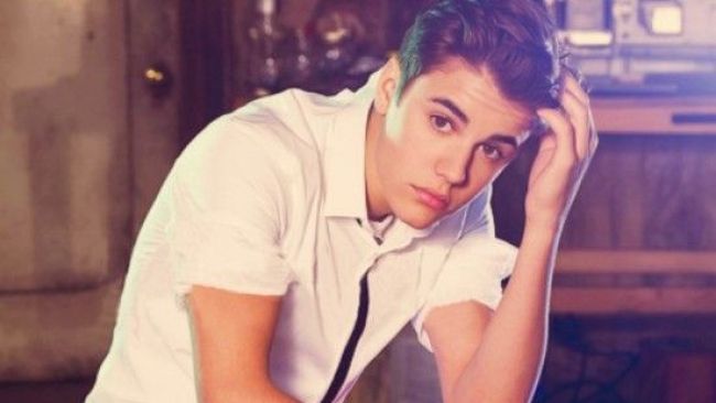 
	Justin Bieber pare sa traiesca intr-un alt univers. Ce pretentii ciudate a avut cantaretul intr-un aeroport din Germania
