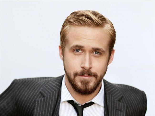 
	Un cantaret si-a facut tatuaj cu chipul lui Ryan Gosling. Motivul amuzant pentru care a ajuns sa faca asta
