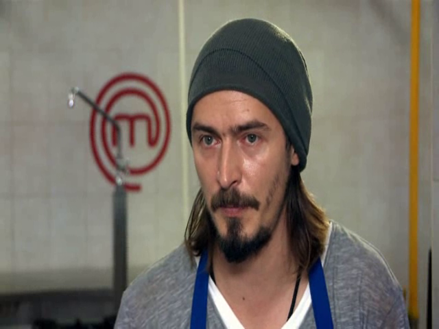 
	Victor Nemes, pilotul de la &quot;MasterChef&quot;, si-a aratat si alta fata: &quot;Dau cu voi de pamant, va ia mama dracului&quot;
