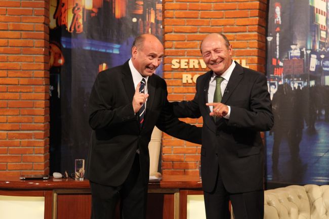 
	Traian Basescu, invitat la show-ul &quot;Serviciul Roman de Comedie&quot;, astazi, de la 20:30, la ProTV
