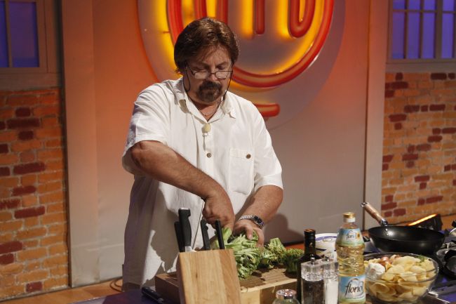 
	Adrian Daminescu iti dezvaluie o reteta sofisticata, dar simplu de facut.&nbsp; &quot;MasterChef - Proba celebritatii&quot; e in fiecare marti, de la 20.30, la ProTV
