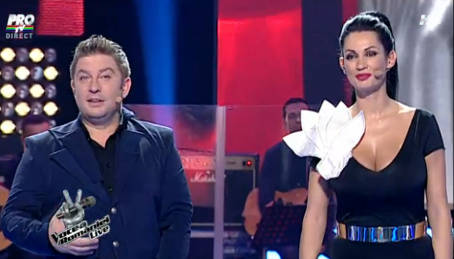 
	&quot;Fac mari eforturi sa ma uit in ochii tai&quot;. Nicoleta Luciu, o aparitie pe placul tuturor barbatilor, in primul show LIVE de la &quot;Vocea Romaniei&quot;
