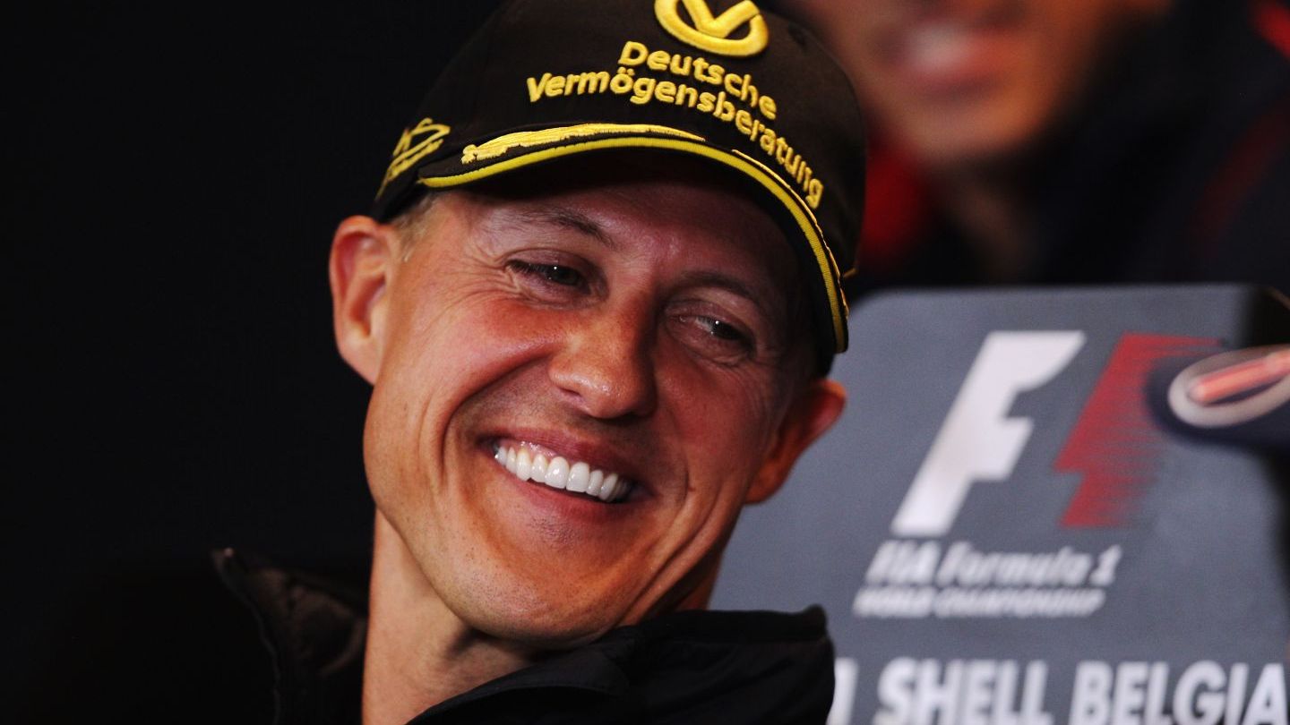 
	Michael Schumacher, in stare critica dupa un accident de schi
