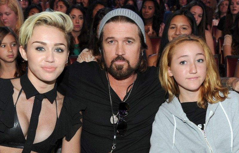 
	In timp ce Miley Cyrus socheaza, sora ei mai mica impresioneaza. Cu ce gest a starnit Noah Cyrus admiratia tuturor
