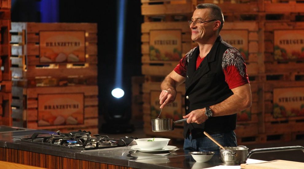 
	Este prima data cand se intampla asta la &quot;MasterChef&quot;. Ce a facut Florin Dumitrescu pentru un concurent
