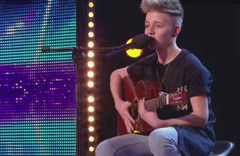 
	Un adolescent de 14 ani a cantat un cantec compus de el la preselectiile &quot;Britain&#39;s Got Talent&quot;. Reactia juriului, fabuloasa
