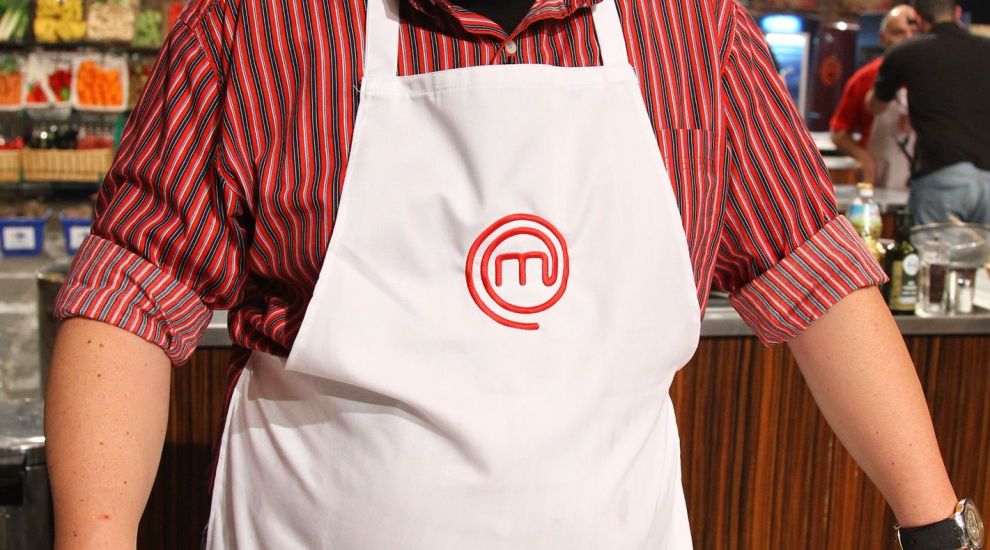 
	Baz: &quot;La MasterChef mi-am dat seama ca sunt un bucatar mai bun decat multi altii&quot;
