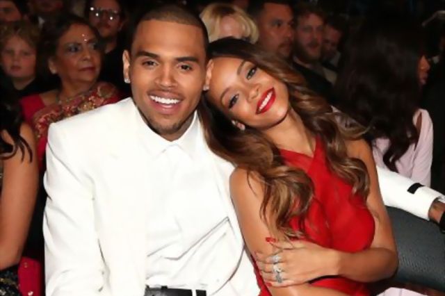 Cu greu le deosebesti. Presupusa iubita a lui Chris Brown seamana leit cu Rihanna